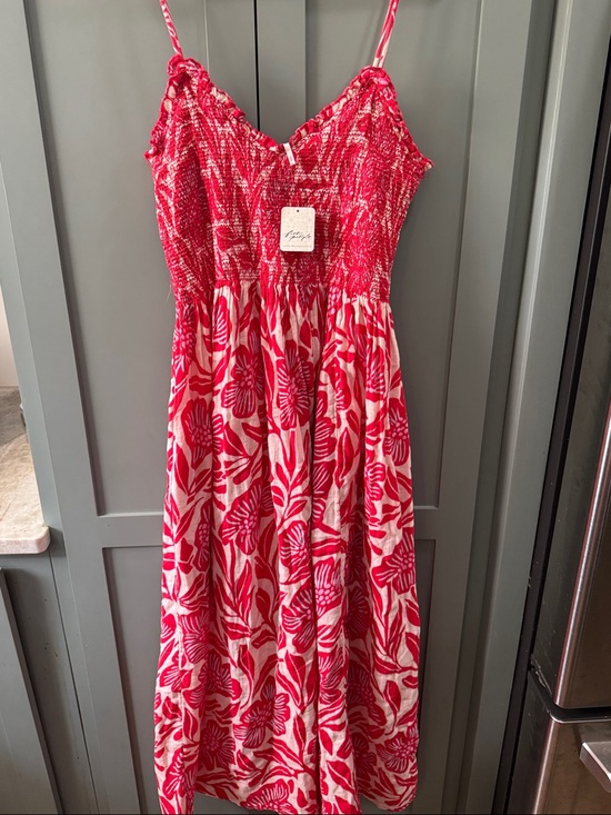 Free People Dresses & Skirts - Free People Pink and Cream Floral Maxi Dress